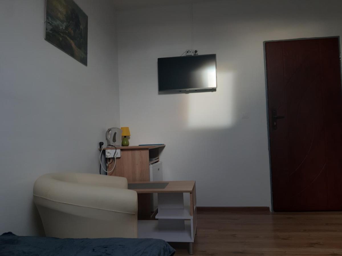 Villa Monica Pokoje Dwuosobowe Tylko Dla Doroslych Mielenko Exterior foto